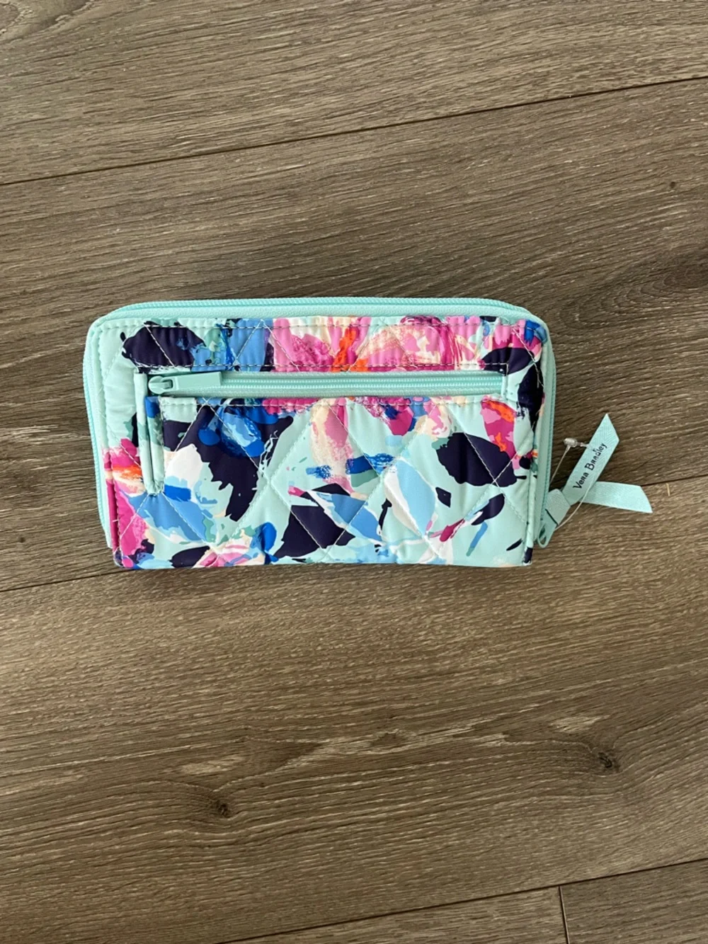 NWOT Vera Bradley Quilted Floral Accordion Turnlock Wallet in Aqua, Pink, Cream - Picture 2 of 13